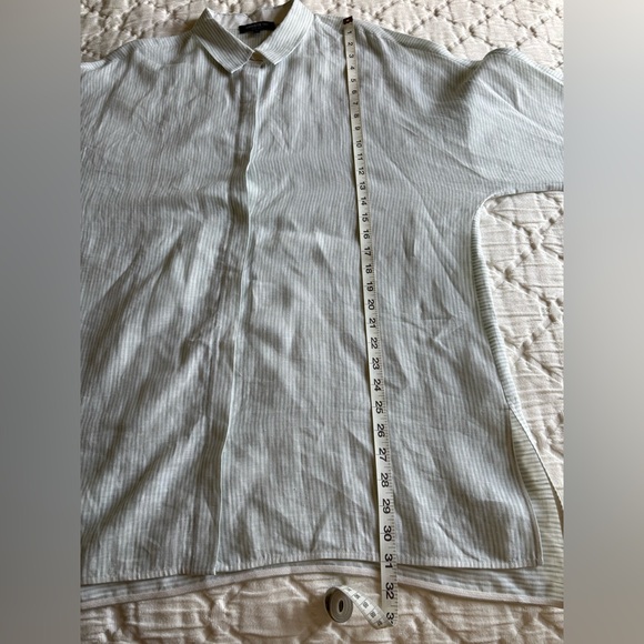 Lafayette 148 New York Long Sleeve 100% Linen Pinstripe Button Down XL NWOT - Picture 9 of 9